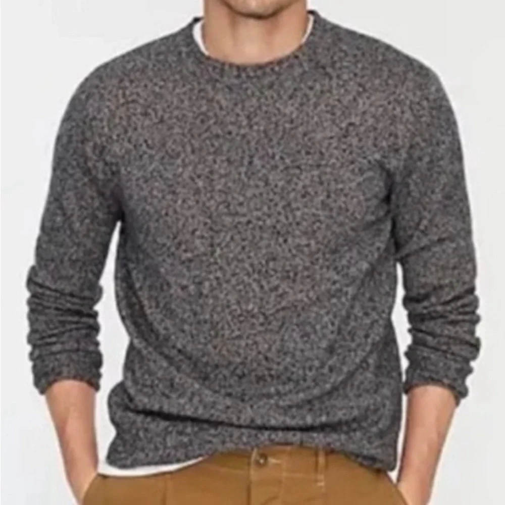 Like new! Rugged merino wool heather crewneck sweater